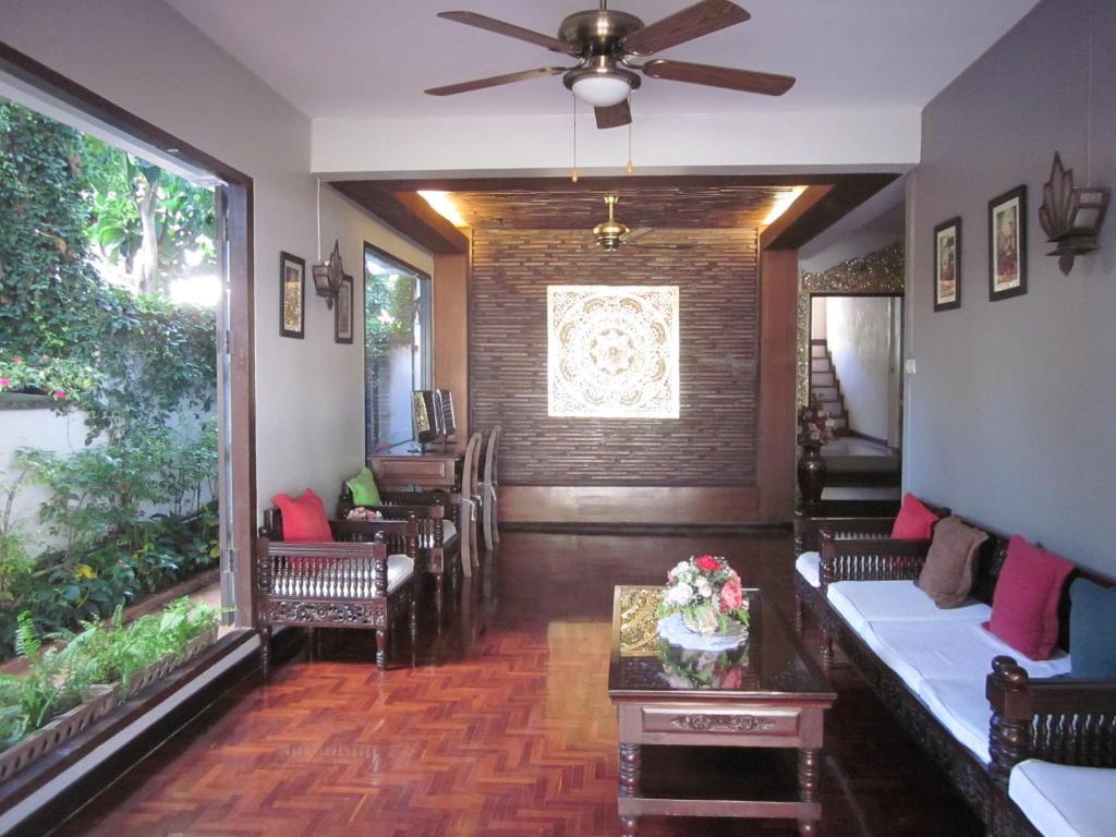 Hotel Rachamankha Flora House Chiang Mai Exterior foto
