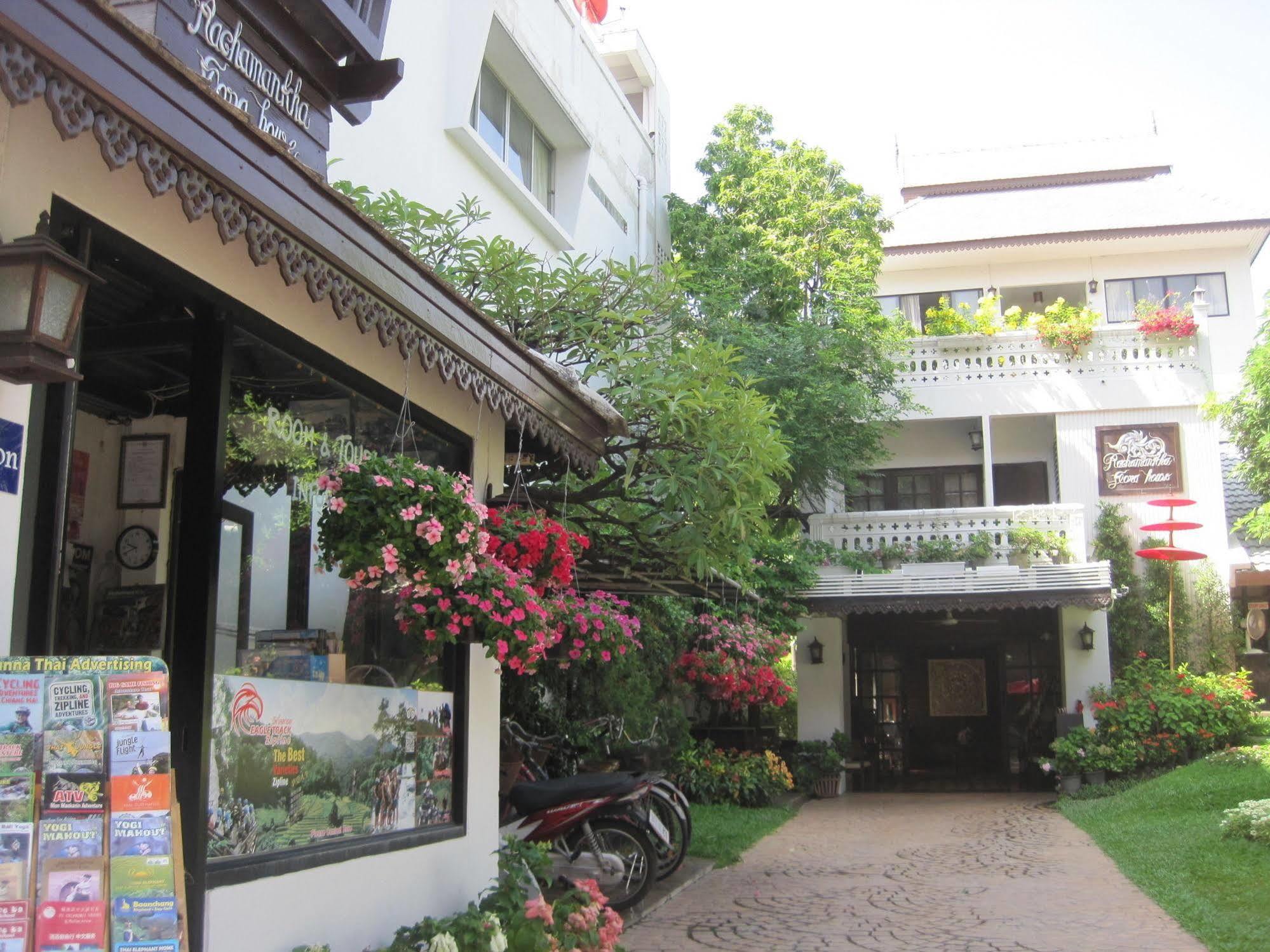 Hotel Rachamankha Flora House Chiang Mai Exterior foto